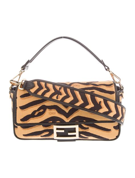 fendi tiger baguette